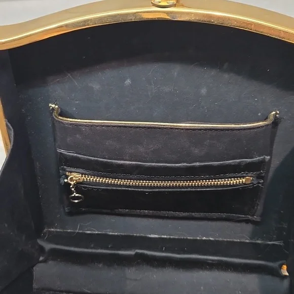 Vintag1960s TYROLEAN Bag Tapestry Cloth Embroidered Puffed Puffy Victorian Purse - Picture 12 of 13